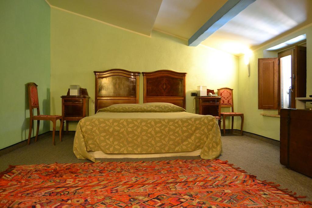 Hostal Casa Lemmi San Quirico dʼOrcia Habitación foto